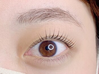 アイラッシュサロン リブリー(RIVELY)の写真/オススメ☆魅せたい印象・理想の目元に導く♪《高濃度トリートメント付*パリジェンヌラッシュリフト¥5300》