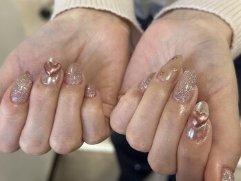 クレヴィア(crevia)の写真/日常に馴染むオフィスカラーが豊富！デザインに迷う、お得にネイルを楽しみたい方には定額デザインコースも