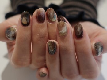 リシア(Lisia)の写真/【仙台駅東口徒歩5分】系統に偏りのないサロン。シンプル系・お好みのデザインなんでもご相談ください◎