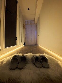 ルヴェナ(Luvena)の写真/PC・スマホの酷使で重い目元を解放。24時間営業の隠れ家サロンで、視界がパッと明るくなる快感を。