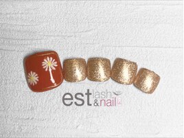 フットデイジーフラワーネイル