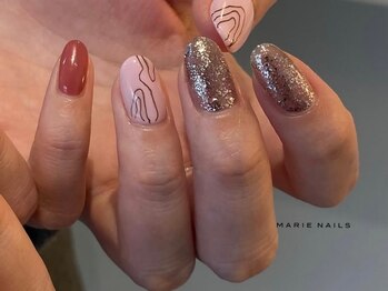マリーネイルズ 青山店(MARIE NAILS)/定額6600円 手描きアート 0403d