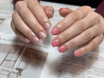 ブルーム(BLOOM)/ワンカラーネイル(2色まで無料)