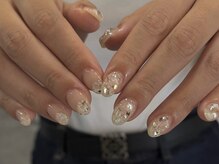 ロミー(Rommy)/アシメぷっくりネイル8800円