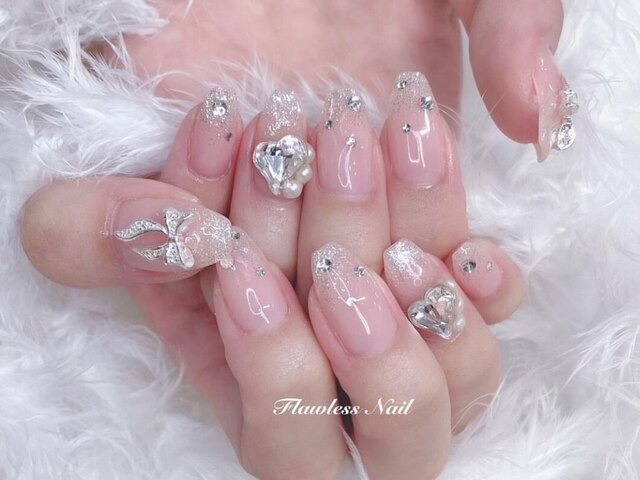 FlawlessNail 新宿西口店【フローレスネイル】長さ出し/ワンホン/持ち込みデザイン