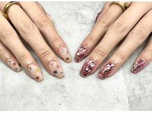 ケーエヌ(KN)/キラキラちぐはぐネイル