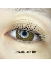 フォーヴリュンヌ(FOVLUNE)/ラッシュリフト