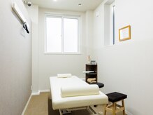 キンマク 茅ヶ崎院(KINMAQ)/施術ブースは半個室空間