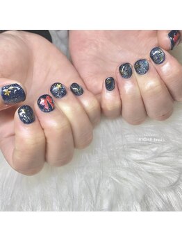 リッシュ トロワ(RICHE trois)/新色ブルーマグネットネイル♪