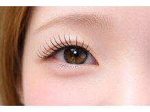 オマロ(Omalo.)の雰囲気（根元から立ち上げ光を味方に！まつげパーマ×LEDエクステ100本）