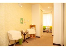 ナピュアの雰囲気（男女問わず気軽にご利用していただける空間◎お着替え完備♪）
