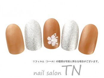 ティーエヌ 枚方TSUTAYA牧野高校前店/6月定額4900円→オフ込み3500円