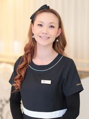 鵜殿 真由美(KOKOISTマスターエデュケーター/シニアメイク協会講師)