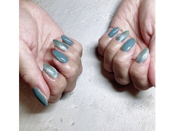 ラグネル(Luxnal)/くすみネイル