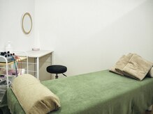 七つ葉鍼灸接骨院/個室ベッド