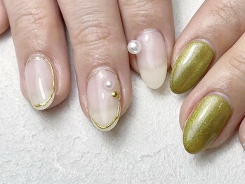 ビオトーププラス 銀座7丁目店(bio tope+)/緑ネイル　銀座フィルイン[銀座]