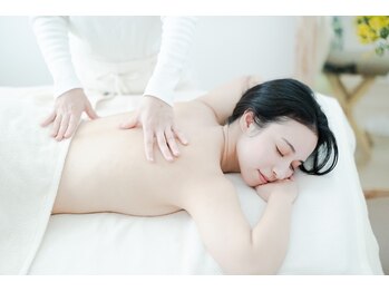 エクラ(eclat)/顔を整えることは体を整えること