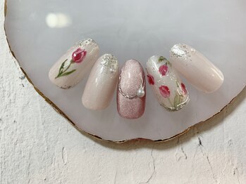 【足立担当】チューリップネイル