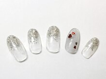 アヴィニール 表参道(Avenir)/クリア ハートポイントネイル