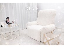 レイヴ(REVE)