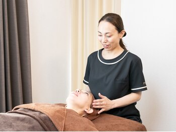 ローズ ドゥ セレクトの写真/顔そり＆眉カットにさらに毛穴吸引、デコルテマッサージ付き！お値打ち価格で効果的◎綺麗に潤う素肌に☆