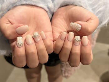 ネロリ バイ エイティスト(neroli by 8ist)/ツイード［新宿/新宿駅］