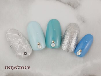 インフェイシャス 大丸福岡天神店/スモーキーカラーネイル 