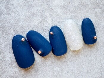 カトルナフ(quatre fois neuf)/大人シックなシュガーネイル