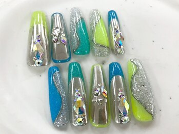 ネイルサロン マーチ おもろまち店(NAIL SALON MARCH)/ギラギラ