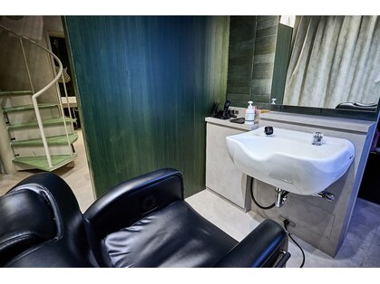 バーバーカズ 日本橋店(barber KAZU)の写真