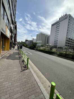 マイレ 銀座(MAILE)/道なりまっすぐです