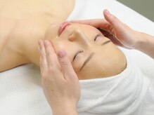 アトリエール(Ateliere)/～REVIハーブピーリング～