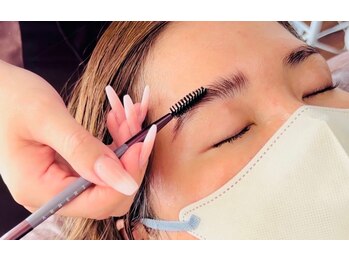 トータルサロン福屋 熊本中央店/アイブロウスタイリング