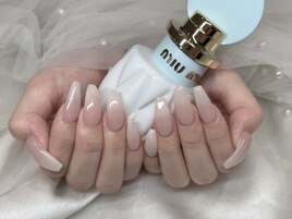 ベースありグラデーションネイル