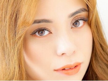 プレシア(Presia)/眉毛WAX+マツエク/30代40代50代