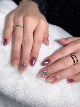 ジョリ チュン(JOLIE TRUONG)/