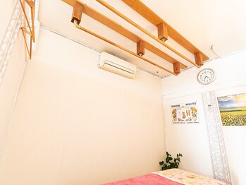 ひまわりリラクゼーション/【内観2】足から圧をかけます！