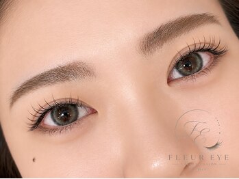フルール アイ バイ アイズ 本厚木(FLEUR EYE by AIZU)の写真/本厚木×パリジェンヌ　自まつげを活かして自然にぱっちり♪大人女性に似合う上品な目元へ