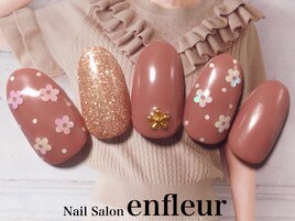 お花ドットスパンコール☆ネイル
