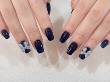 アルティノ ネイル ガーデン(altino nail garden)/ワンカラー/ネイビー/リボン