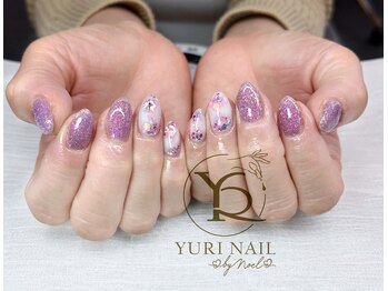 ユリナリタ(YuRi Narita)/