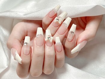 ティーアンドビー ネイルスタジオ(T&B NAIL STUDIO)/トレンドワンホンちゅるんネイル