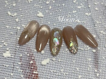 ムーンズ(Moon's)/