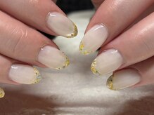 コーシェリ(koselig)の雰囲気(当サロン1番人気の持ち込みフリーアートコース♪押し花フレンチ)