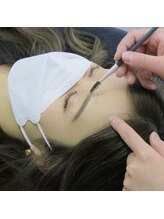 マユラボ/ハリウッドブロウリフト