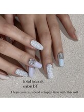 ビーティー(bT)/