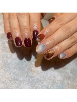 アティックネイルアトリエ(attic nail atelier)/アシメネイル★