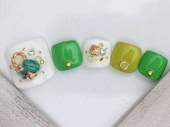ネイルサロン あかねいろ/春夏 スタッズフット 天然石