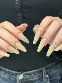 ベージュネイル