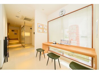 ゼロスポ鍼灸院 接骨院 郡山安積荒井/ウェルティー 郡山(Welluty)/待合室完備!
